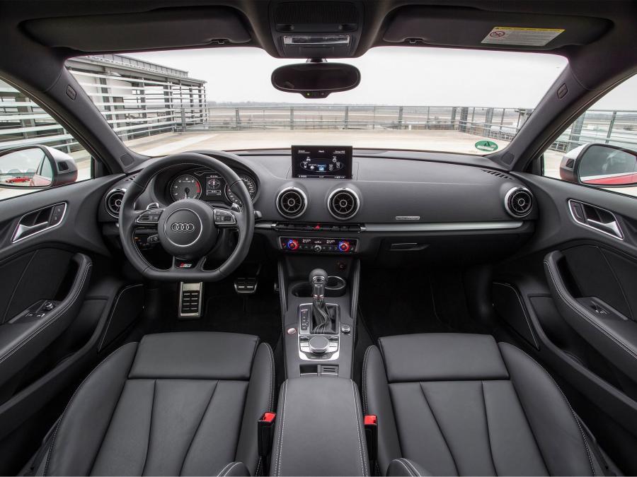 Торпедо Audi S3 (8V) 2013 года  (WW) (фото 29 из 101)